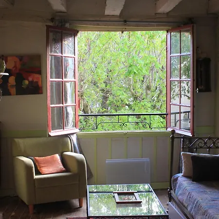 Le Relais De La Myrpe Apartment *